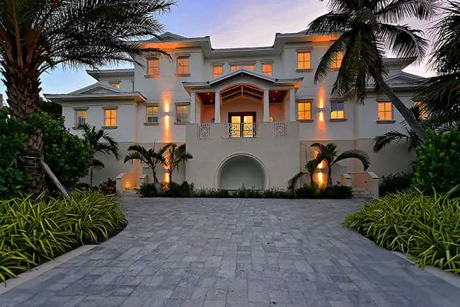 Gulf of Mexico Drive, a modern home built by Voigt Brothers Construction