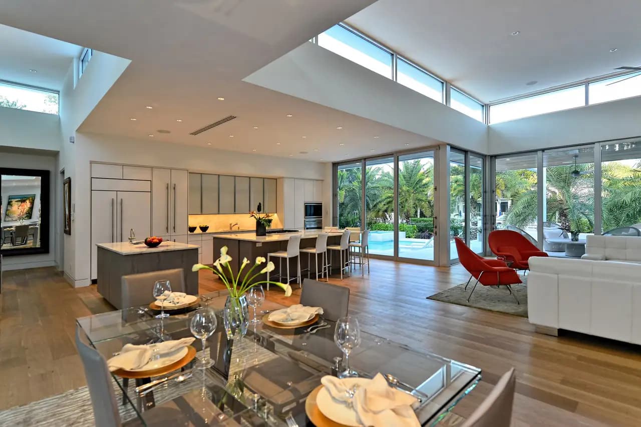 Thirty Oaks, view 2